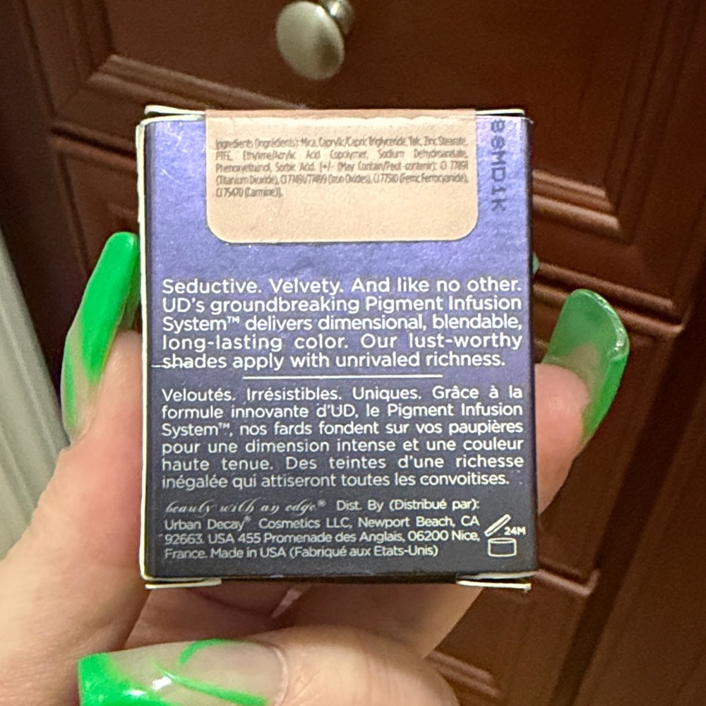Urban Decay YDK Shimmer Metallic Taupe/ Brown Eyeshadow never used! - Picture 3 of 4
